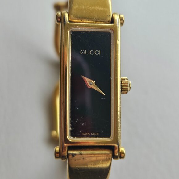 GUCCI Watches 1500L Gold Black Dial Plated Gold Quartz Analog Display Women